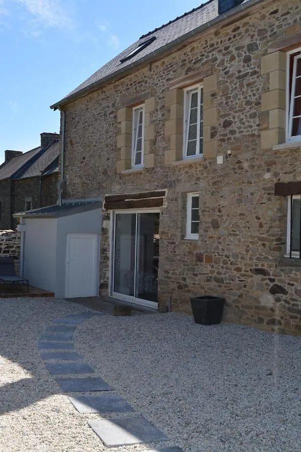 Bed and Breakfast Lebeau Repos Plouër-sur-Rance 0*,
